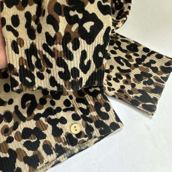 Animal Leopard Print Cardigan Sweater Long Sleeve L Lightweight Button Mob Wife - Picture 7 of 14